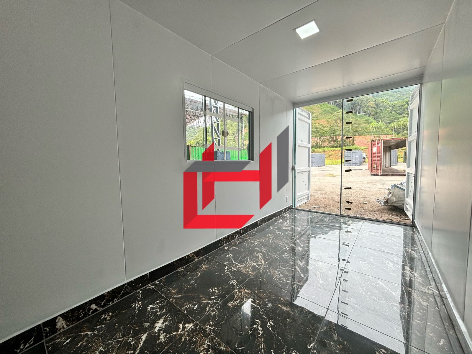 WhatsApp Image 2024-03-28 at 14.24.18 (2).jpeg