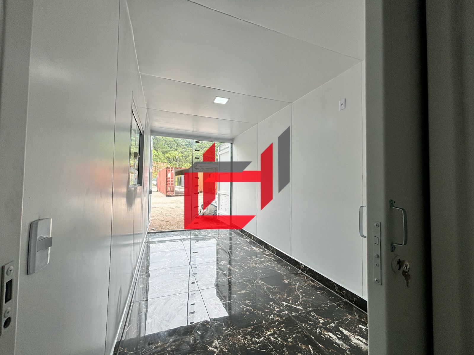 WhatsApp Image 2024-03-28 at 14.24.17 (3).jpeg