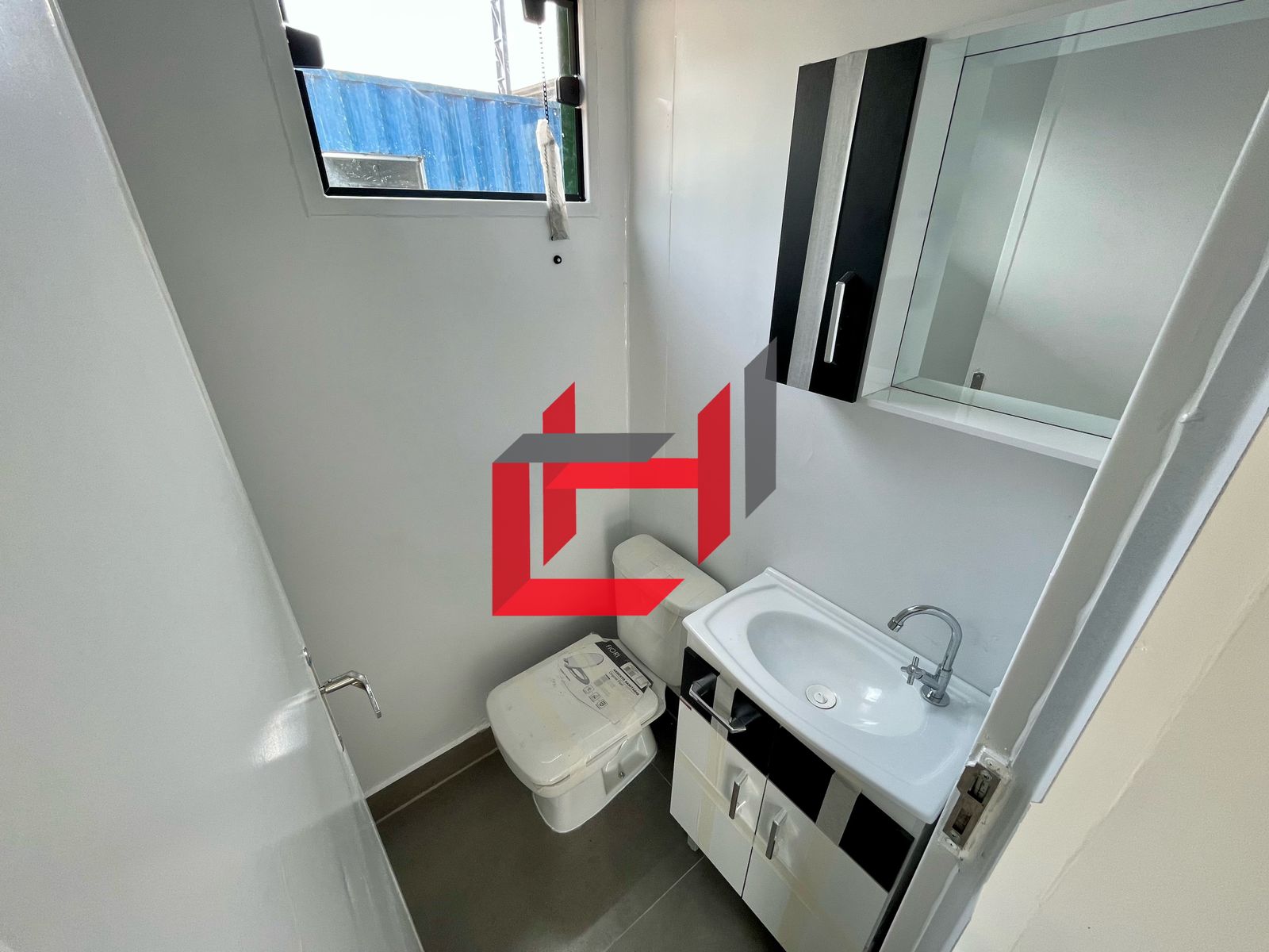 WhatsApp Image 2024-04-05 at 14.36.11 (1).jpeg